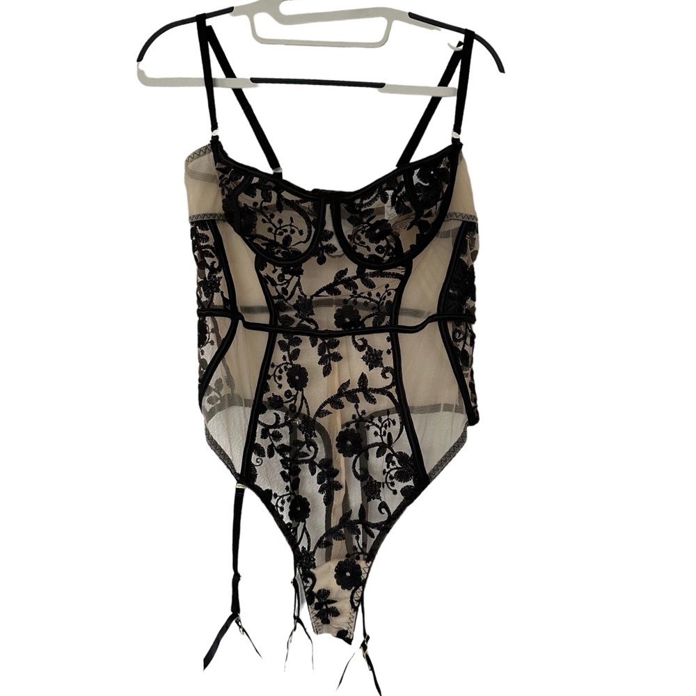 Dreamgirl Sexy See Through Mesh‎ Floral Embroidery BodySuit Lingerie Size L